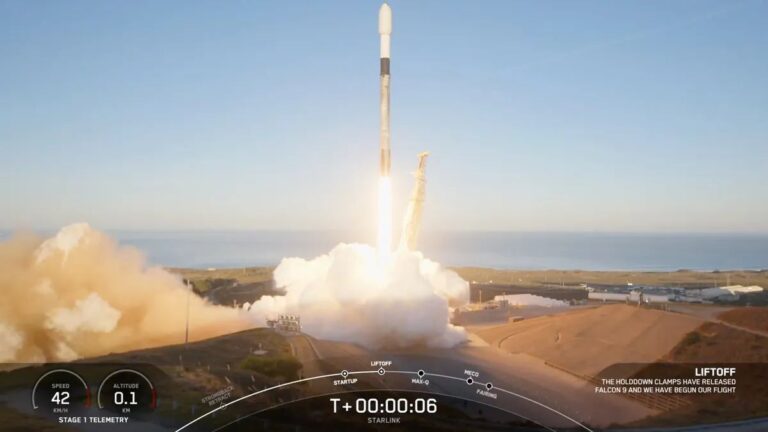 SpaceX Falcon 9 Delivers 27 Starlink Satellites into Orbit from Vandenberg