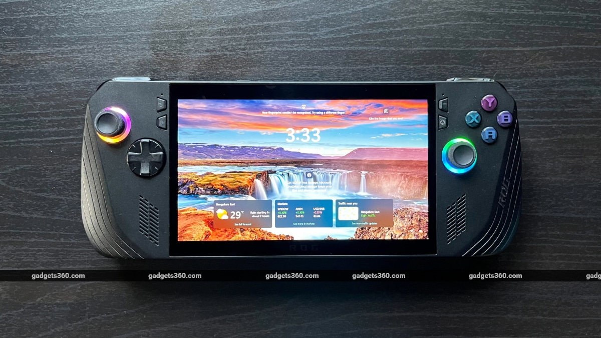Microsoft to Improve Windows Handheld Consoles With the