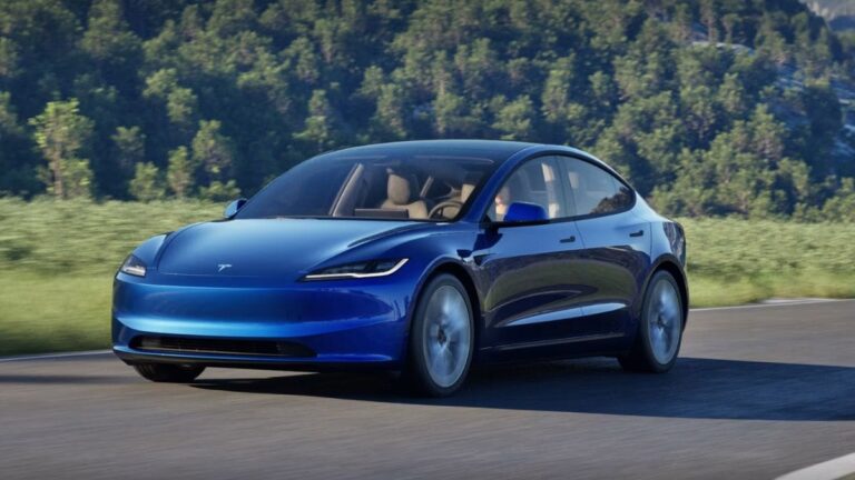 Tesla to Reportedly Begin Selling Imported EVs in India by April, Showroom Locations Finalised