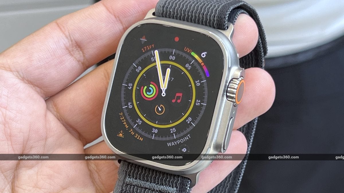 Apple Watch May Reportedly Integrate Cameras to Become an AI Wearable