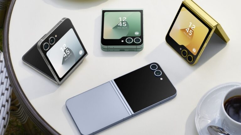 Samsung Galaxy Z Flip 7 Tipped to Get Larger Battery Over Galaxy Z Flip 6