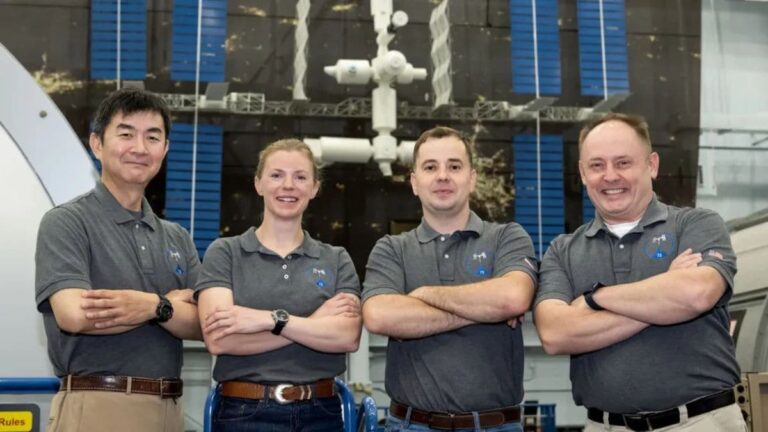 NASA Astronaut Zena Cardman Appointed to Lead SpaceX Crew-11 Mission to ISS