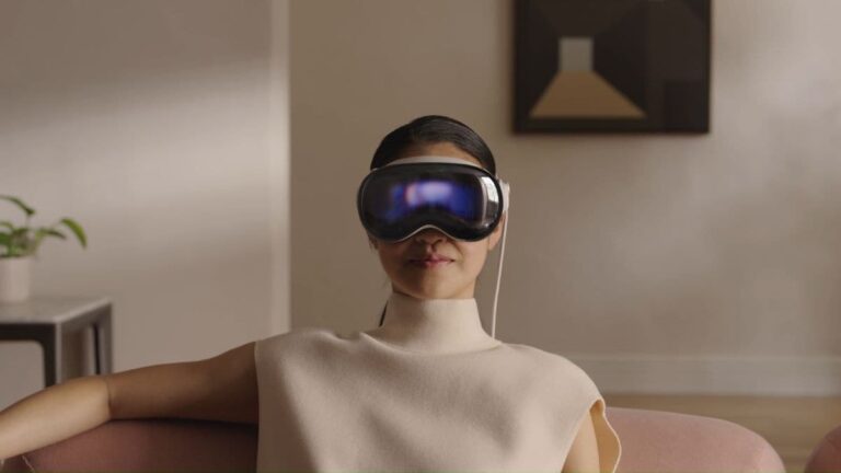Apple Vision Air Could Debut as Thin and Light Mixed Reality Headset, Tipster Claims