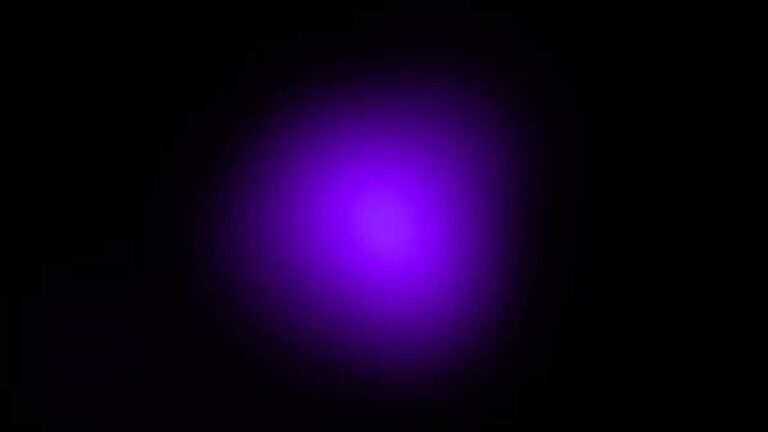 Chandra Spots Distant Baby Planet Losing Its Atmosphere Under Intense X-ray Assault