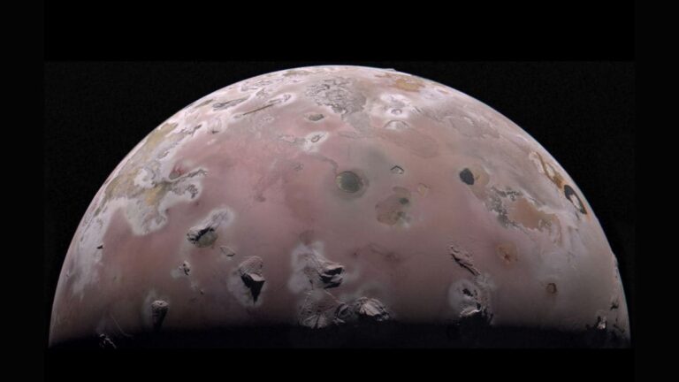 NASA Engineers Rescue JunoCam with Deep-Space Heating Hack