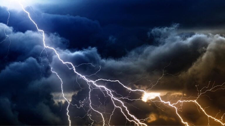 New World Record Alert: Weather Satellite Records Longest Lightning Flash of 515 Miles