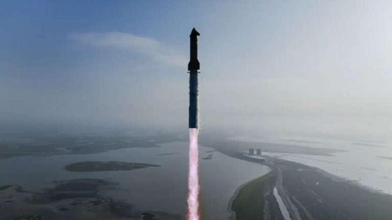 SpaceX to Fly Italian Science Experiments to Mars on Starship in 2026