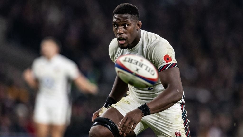 Maro Itoje of England prepares to take on Australia at rugby union