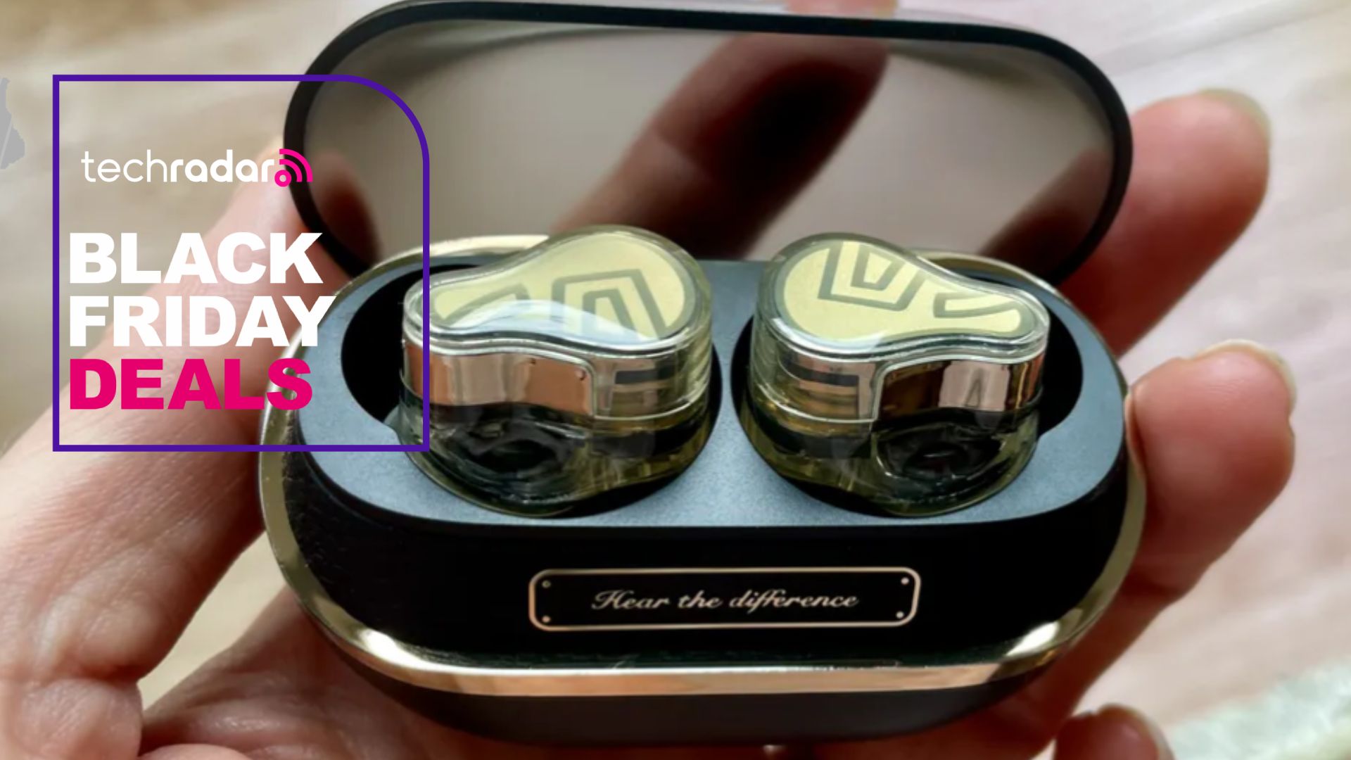 Soundpeats H3 held in a hand, with TR's 'Black Friday deals' badge