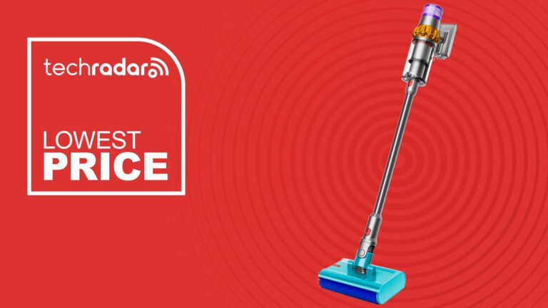 Dyson's V15s Detect Submarine for just AU$724 is my favourite early Black Friday deal – a new all-time Aussie low