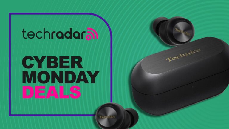Technics EAH-AZ100 earbuds on blue/green TR background with 'Black Friday deals' poster
