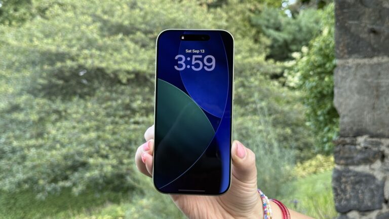 This new anonymous phone carrier doesn’t even need your name – here are 5 things you should know about it