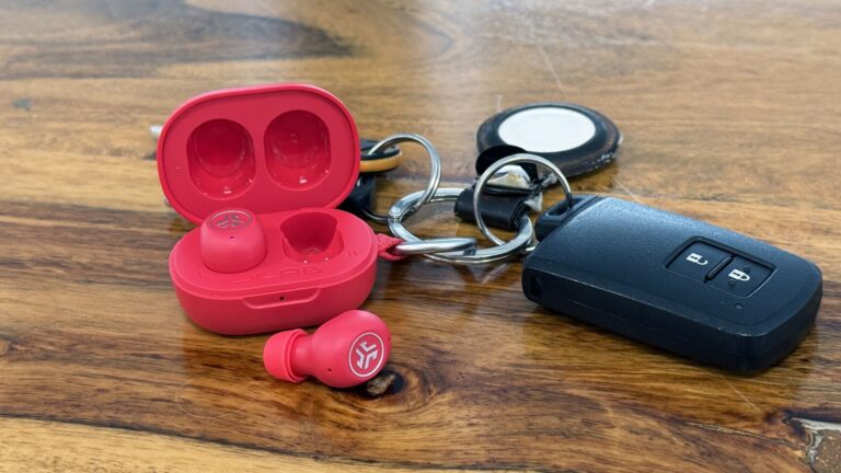 I tried the ‘world’s smallest’ noise-cancelling earbuds — and the size isn’t even the most mind-blowing thing about them