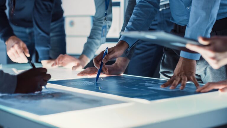 Scientists use flashes of light to control magnetism at room temperature in ultrathin materials once thought impractical