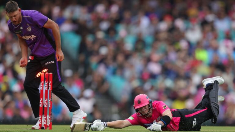 Steve Smith dives for the crease during a recent Sydney vs Hobart BBL game