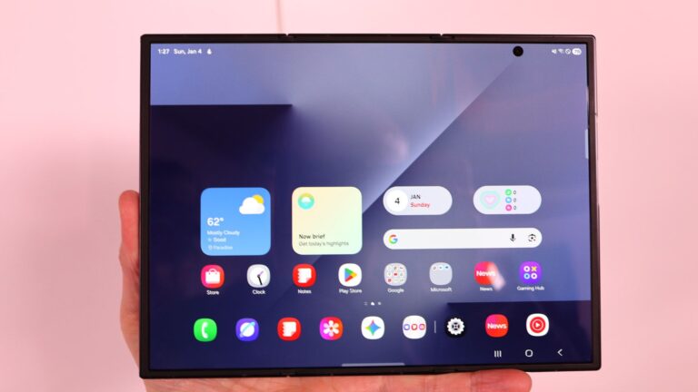 Samsung Galaxy Z Trifold hands on