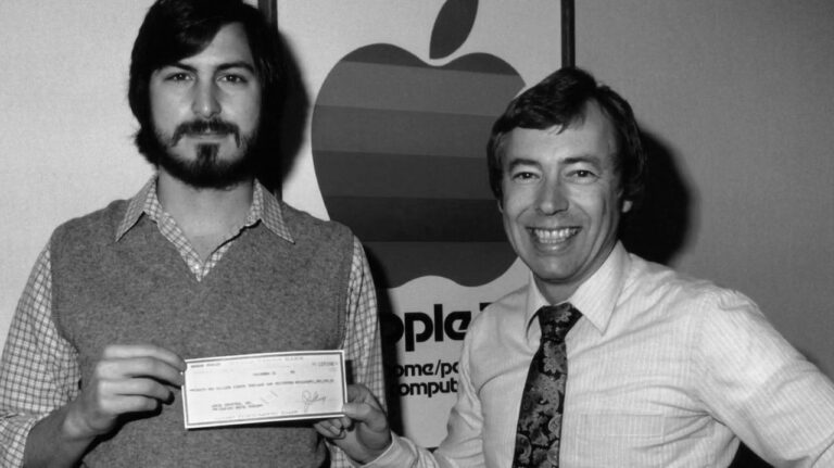 Steve Jobs and Mike Markkula