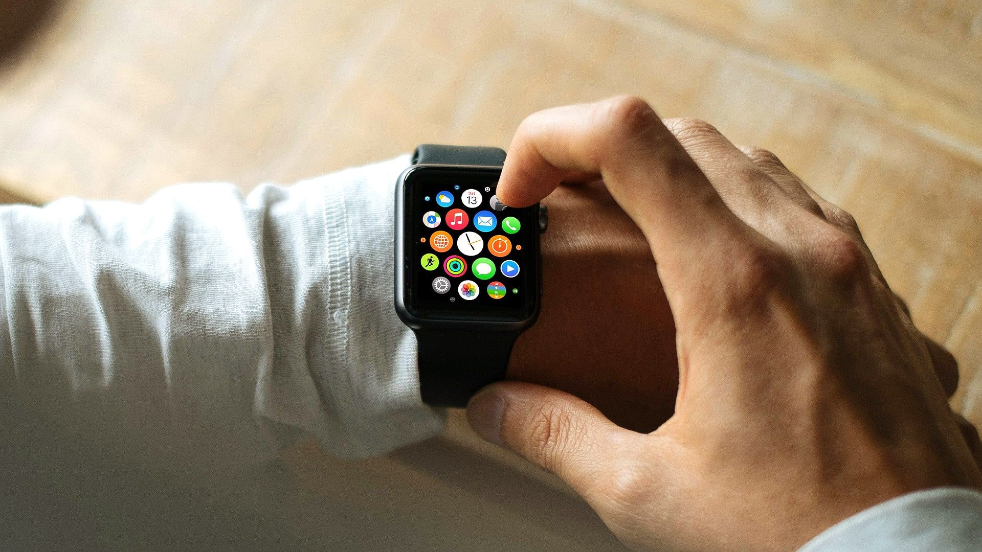 7 settings I change on every Apple Watch for a 'calmer, clearer, and more useful' experience