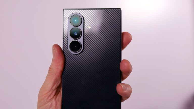 Samsung Galaxy Z Trifold hands on