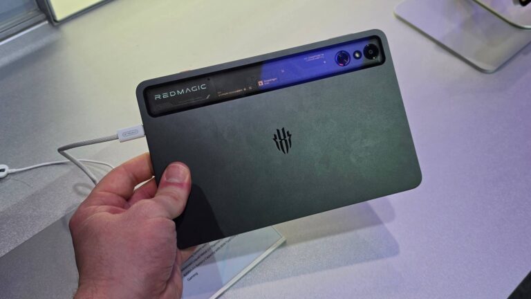 Forget the Nintendo Switch 2, MWC 2026 is full of brilliant mobile gaming devices, including the Red Magic Astra