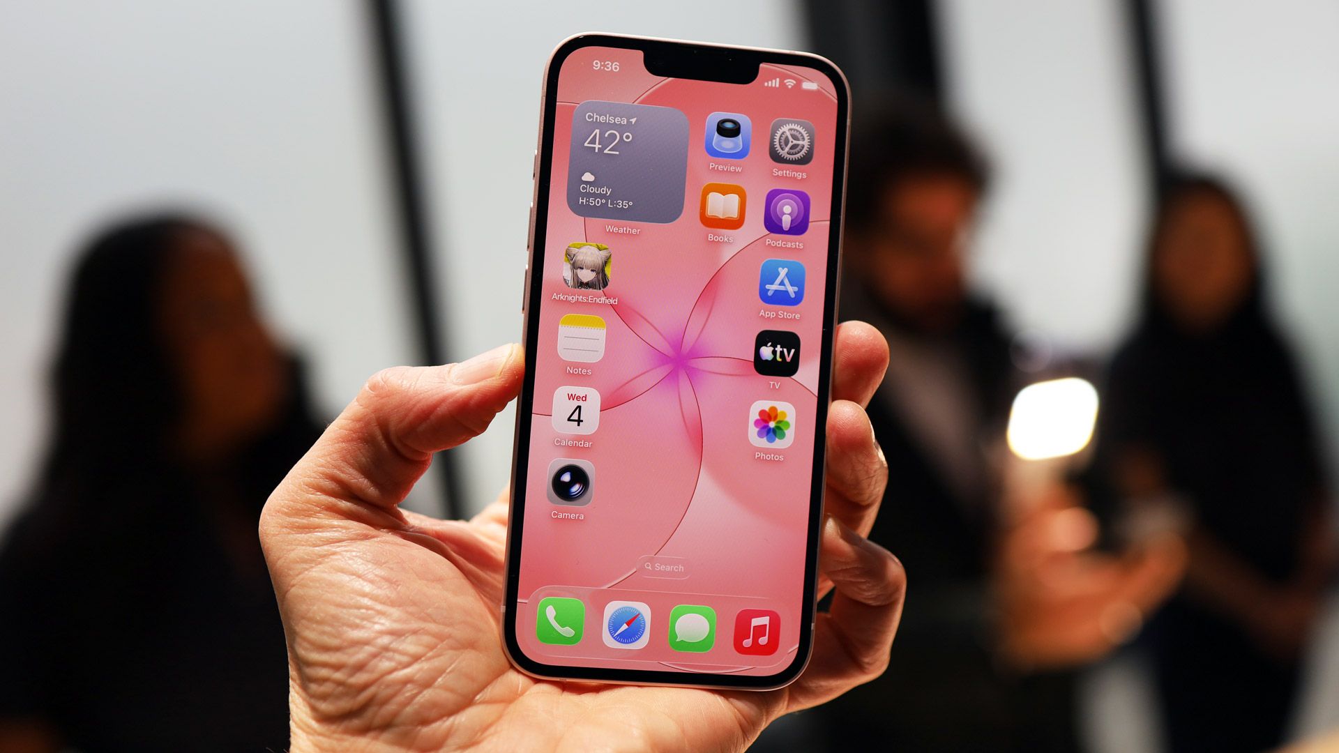 Apple iPhone 17e Hands On