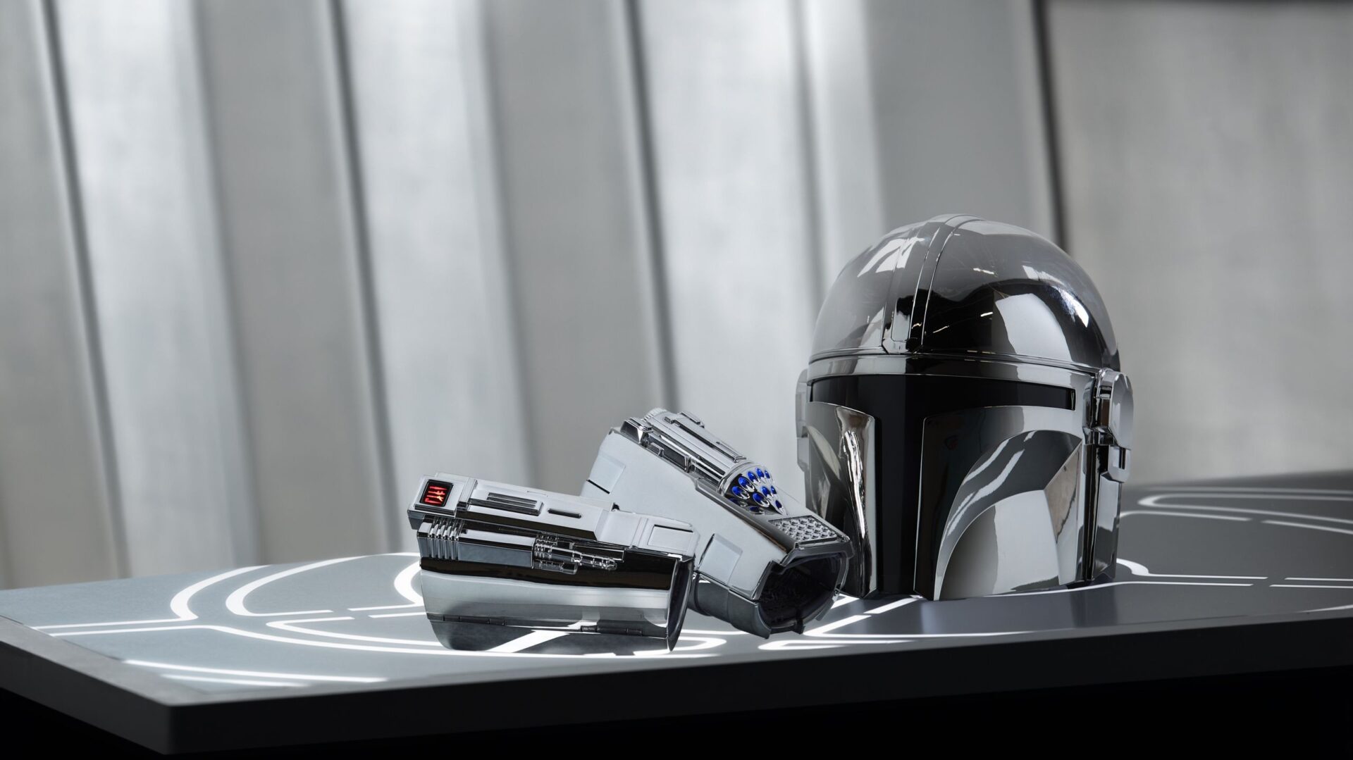 Exclusive: BDX Droid figures, a talking Mandalorian, and more Star Wars toys are landing at Disney Store for May the 4th