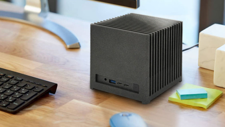 Bleu Jour Kubb Fanless mini PC