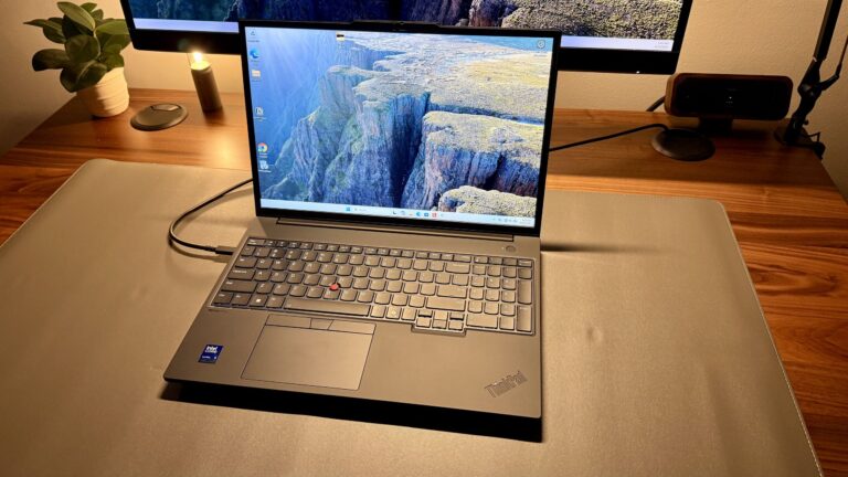Lenovo ThinkPad P16V Gen 3 mobile workstation review