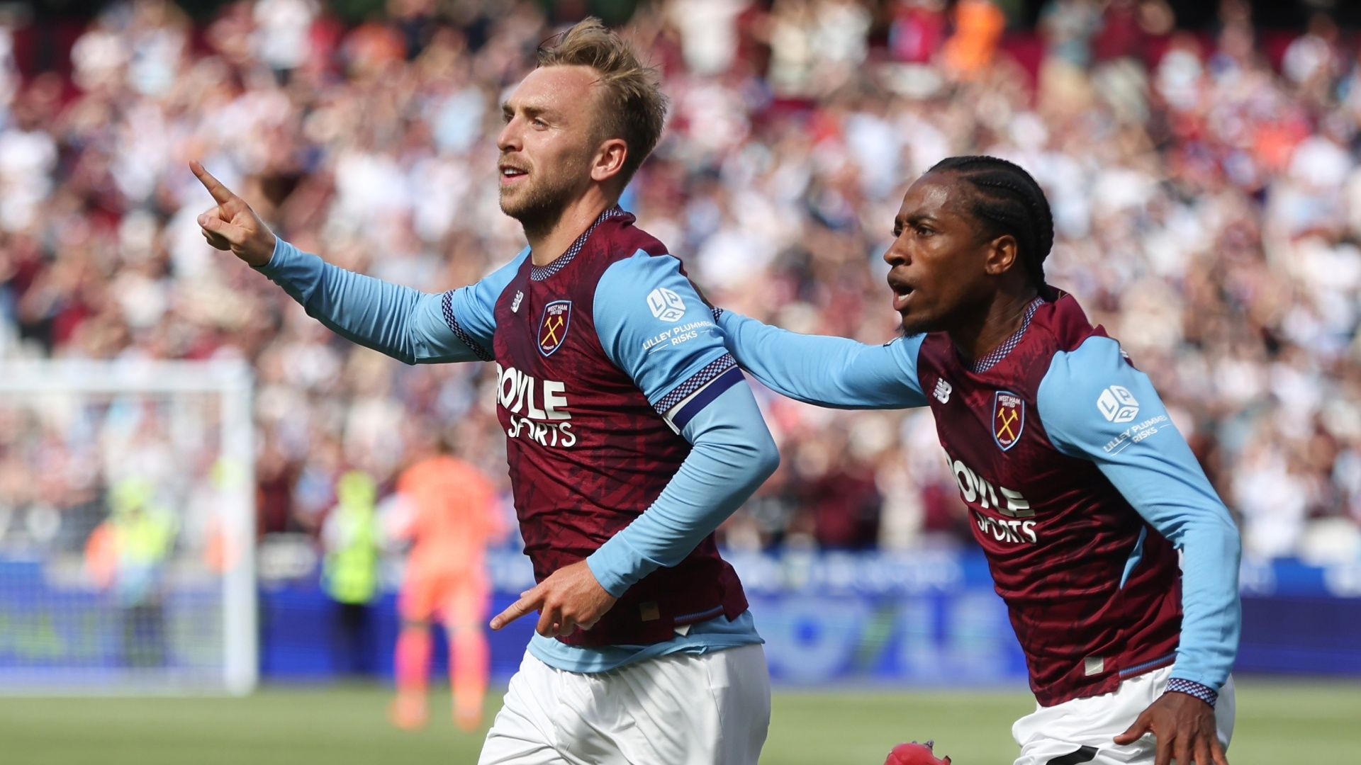 Jarrod Bowen celebrates scoring for West Ham