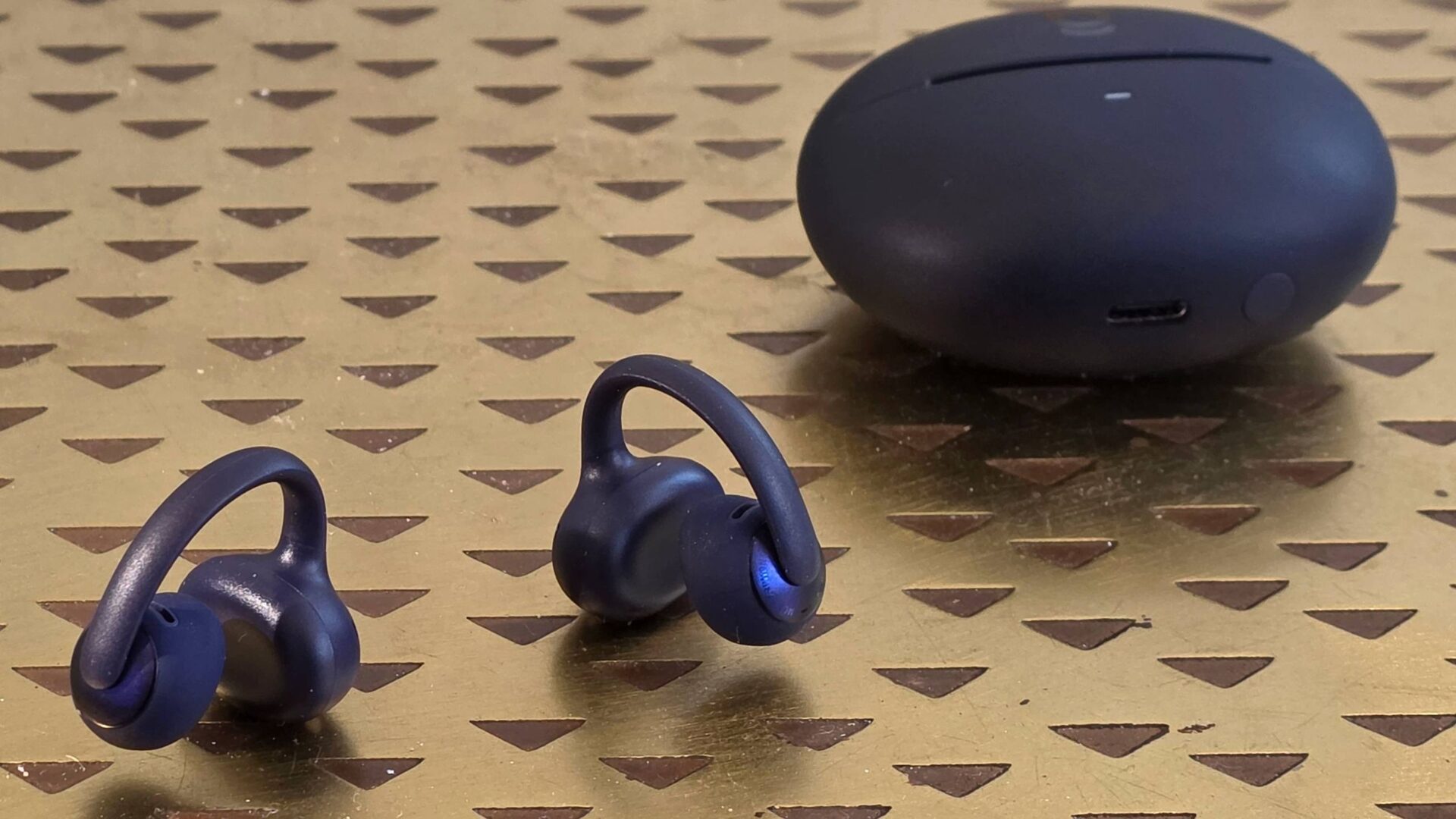 Baseus Bowie MC2 review: great-value clip-style open earbuds