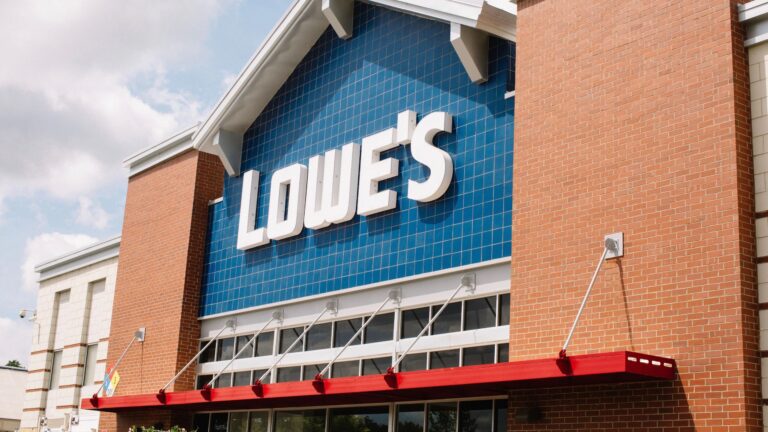 The Lowe's Labor Day sale has everything you need for fall, football season, and Halloween — here's everything I'm buying