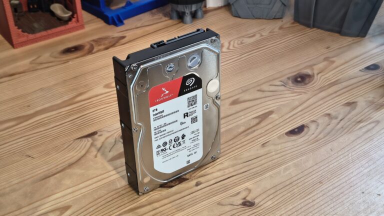 Seagate IronWolf 8TB ST8000VN004