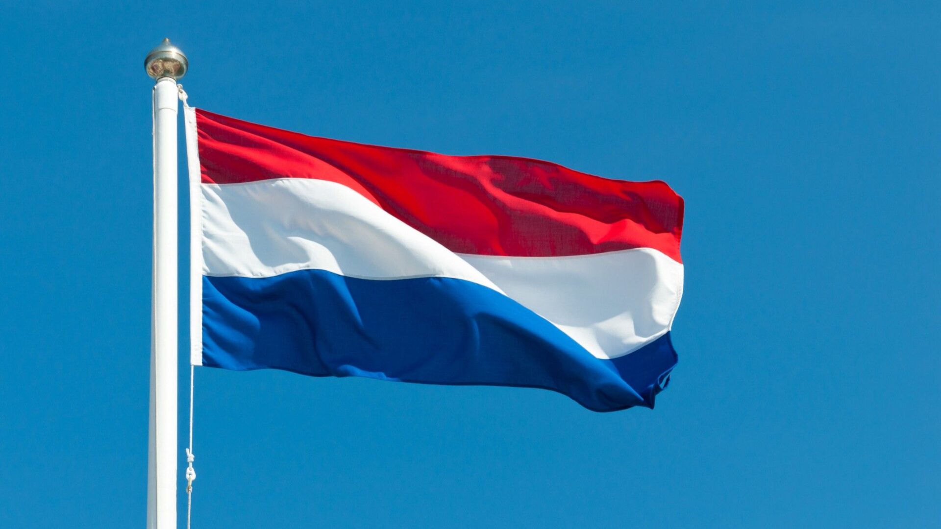 Netherlands to replace 25,000 government jobs with AI in efficiency drive to save €3.5 billion