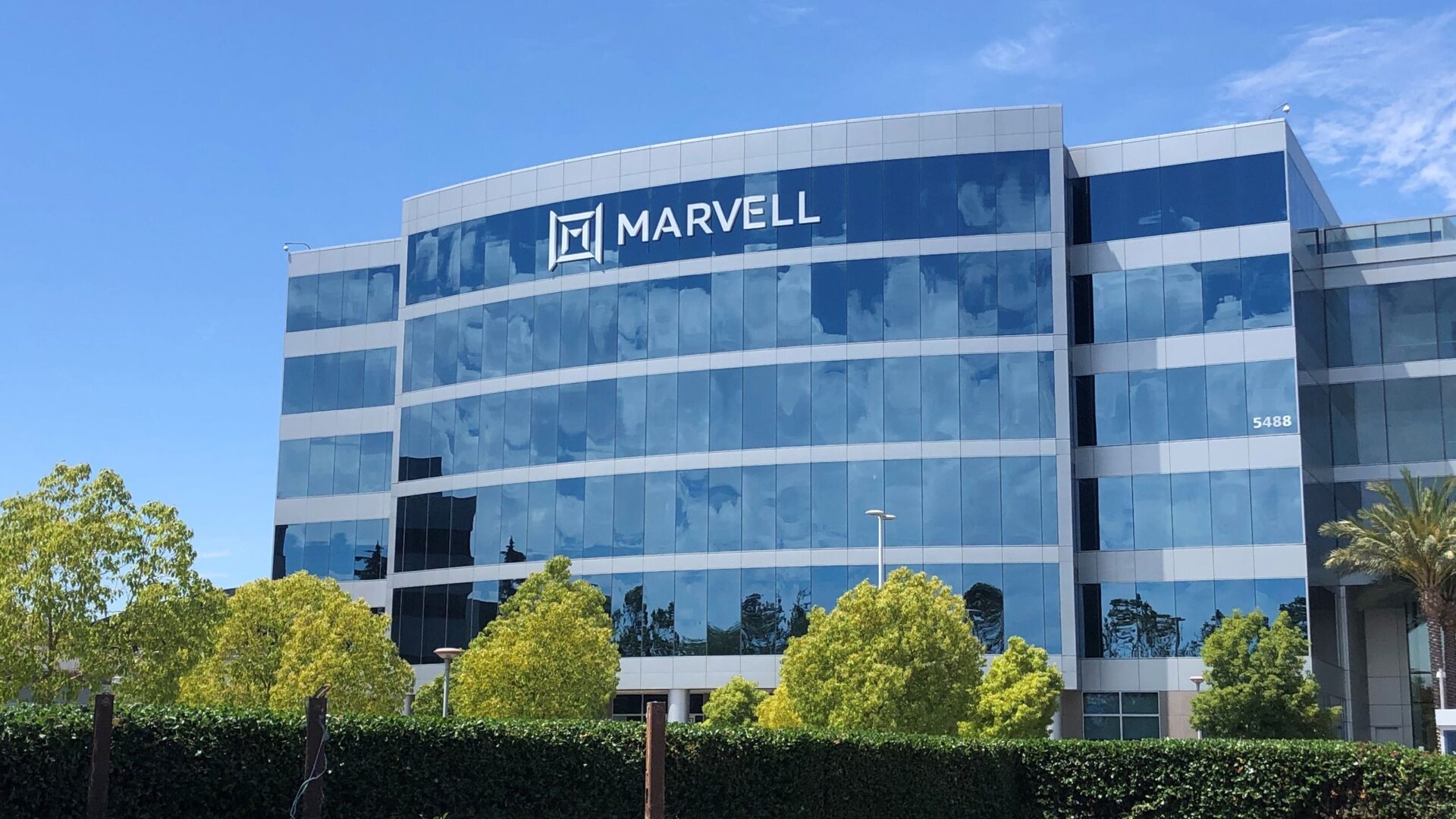 32 TB RAM for your GPUs: Marvell shows revolutionary Photonic Fabric Memory Module that uses light to link up to 16 GPUs and slash CAPEX — but Nvidia won't stick around doing nothing
